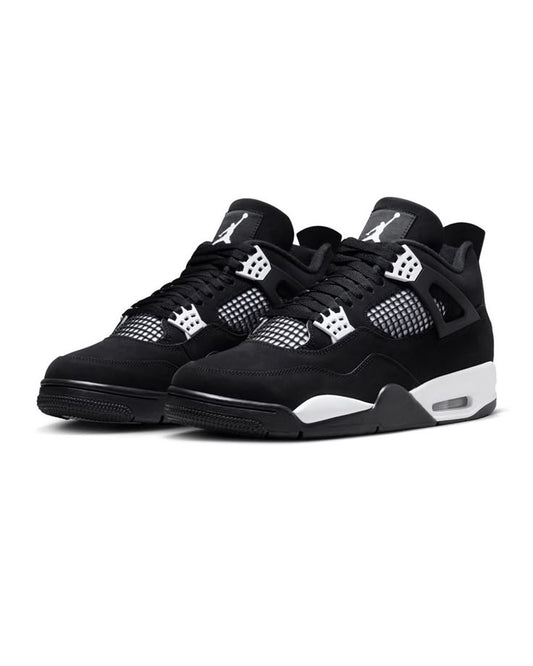 Air Jordan 4's White Thunder
